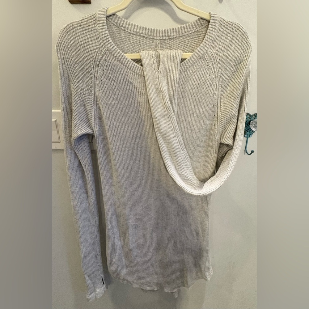 Lululemon Women's Gray Sweater